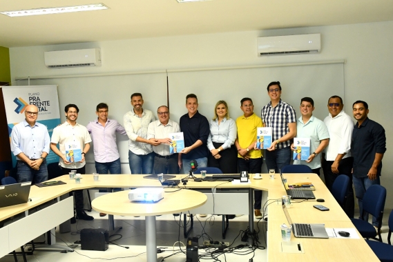 Prefeitura do Natal entrega Plano Plurianual Participativo 2026-2029 ao Legislativo Municipal