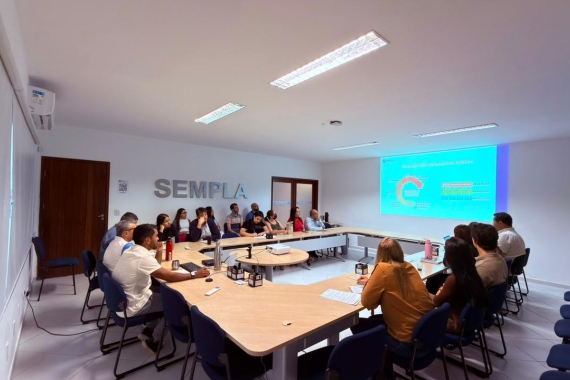 Sempla reúne secretarias para orientar planejamento de metas do PPA com foco na LDO 2027