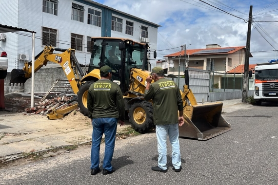 Semurb realiza ações de desocupação de áreas públicas em Neópolis e Candelária